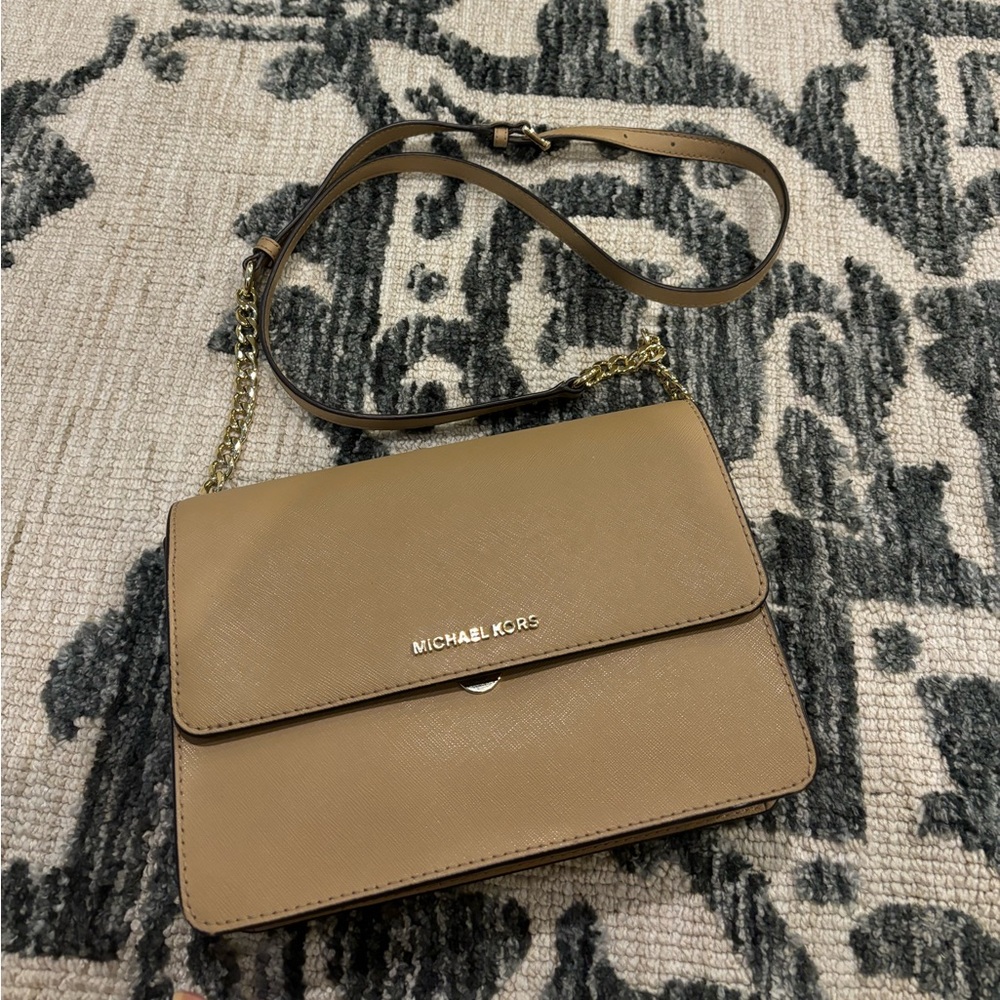 Tan Michael Kors crossbody